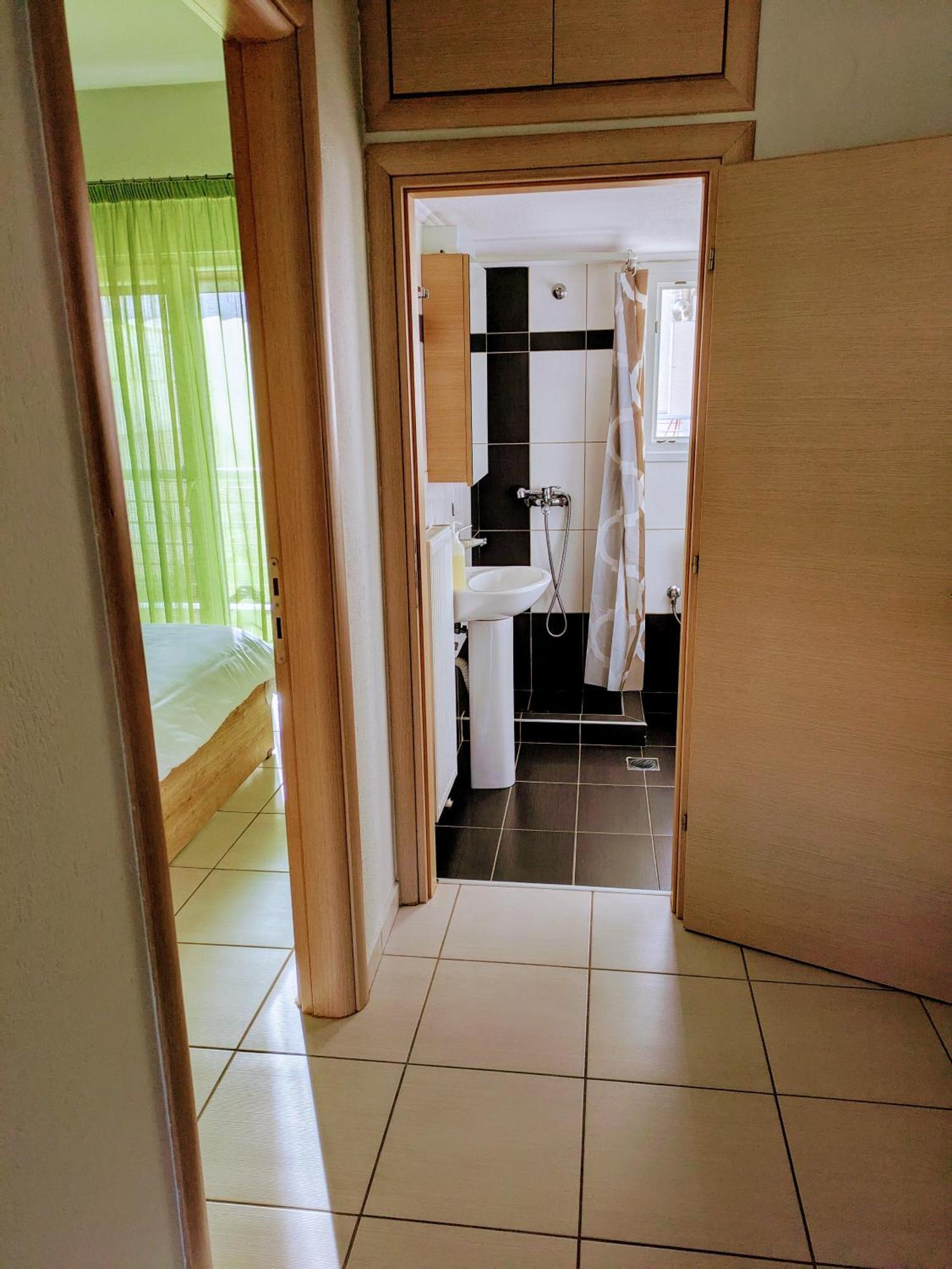 Apartment Elpidas 2 Private Parking
